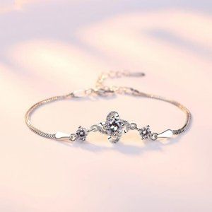 NEW 925 Sterling Silver Diamond Clover Bracelet